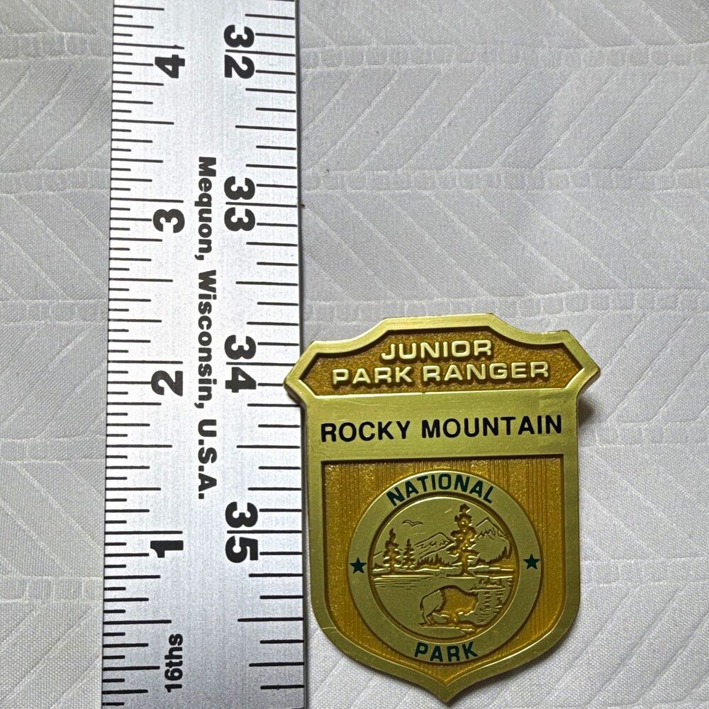 Rocky Mountain National Park Junior Park Ranger Pin Badge - National Parks